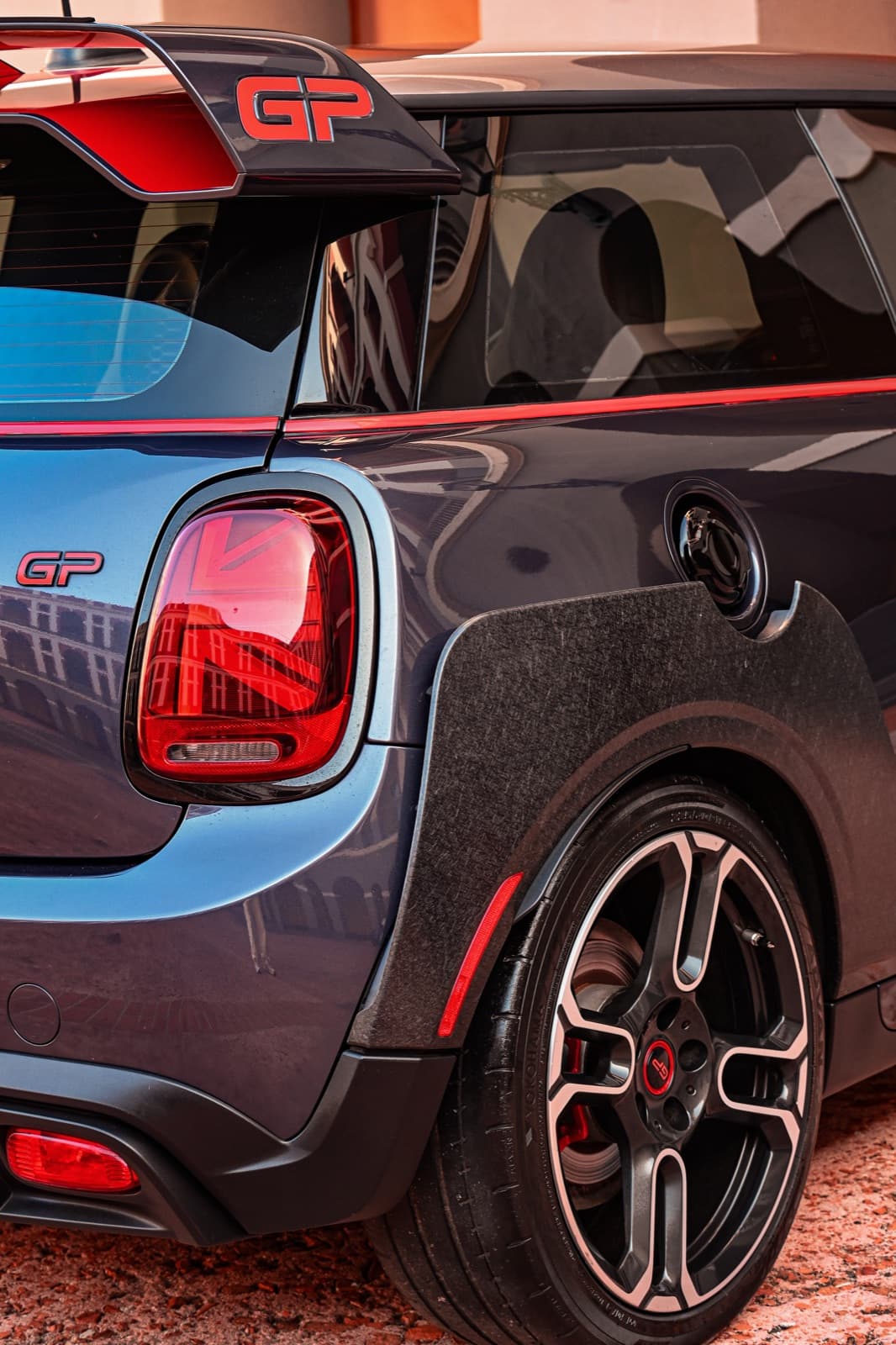 Detalle trasero de un Mini Cooper GP